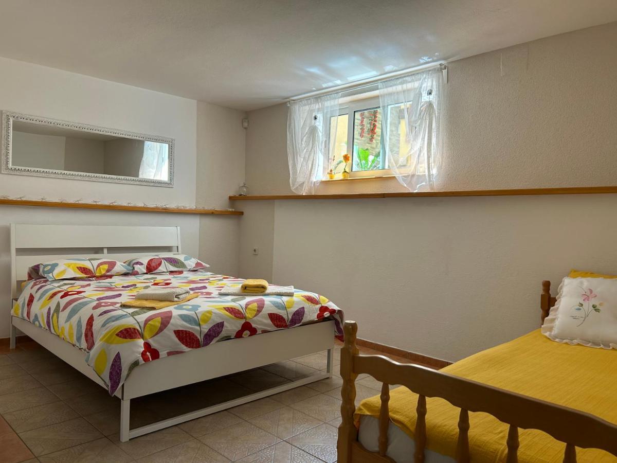 Apartmani Grguric Kornić Kültér fotó